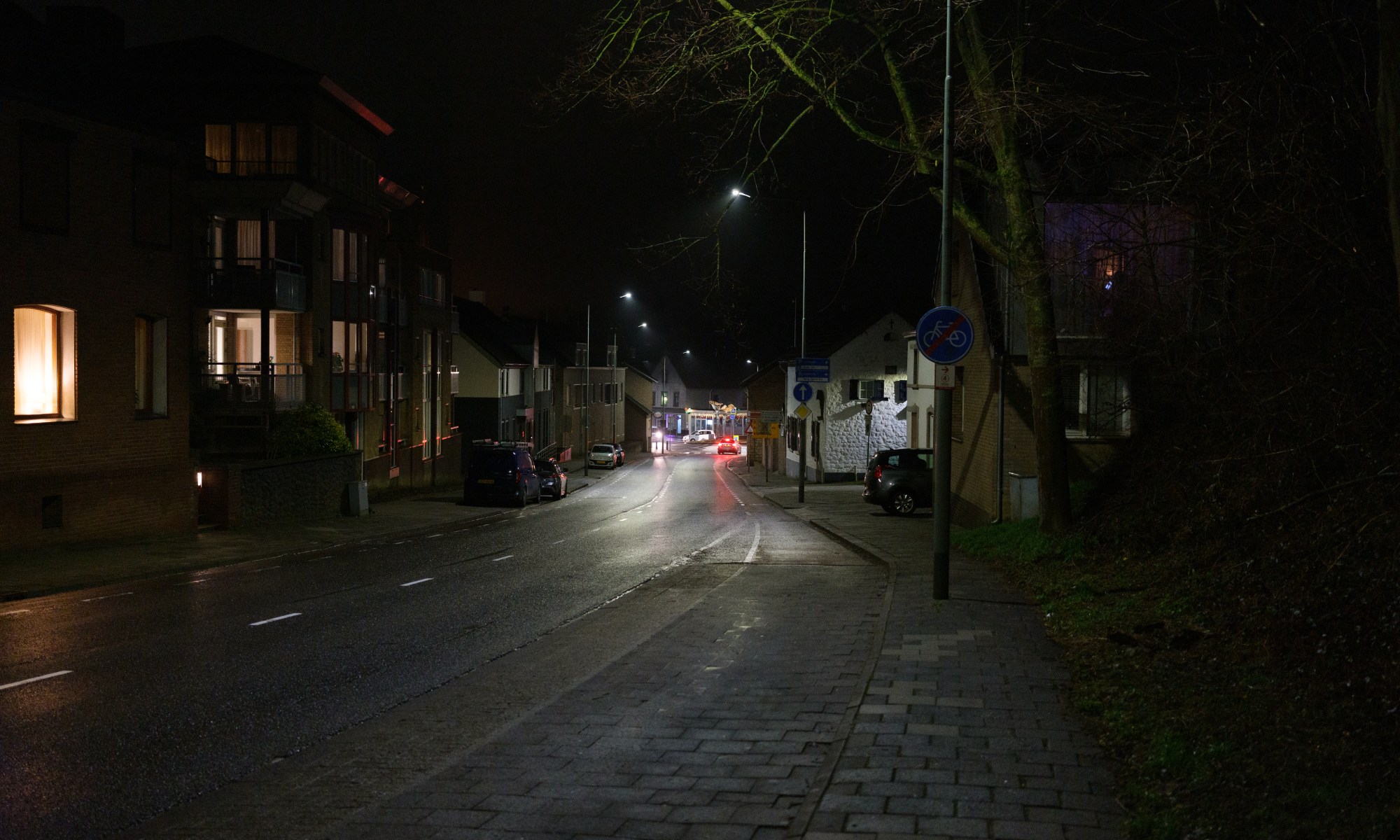 Pleistraat in the Evening looking at the Roundabout.